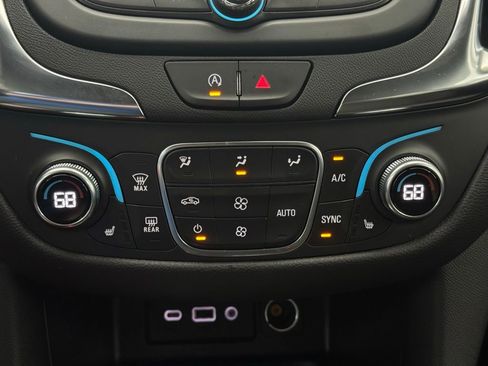 Used 2024 Chevrolet Equinox LT w/ LPO, Floor Liner Package FWD image 24