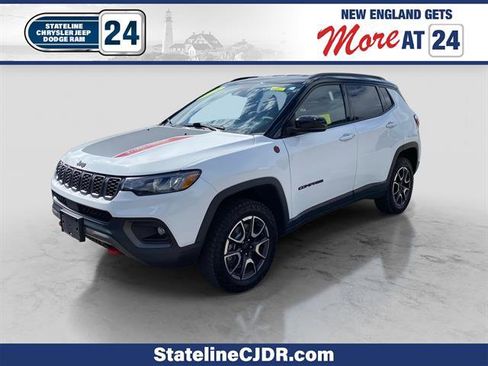 Used 2024 Jeep Compass Trailhawk image 1