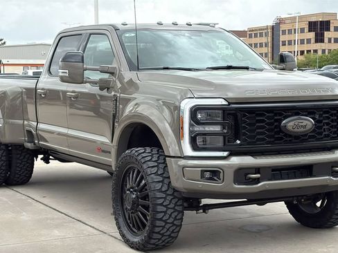 Used 2026 Ford F450 Platinum w/ Platinum Plus Package AWD/4WD image 7