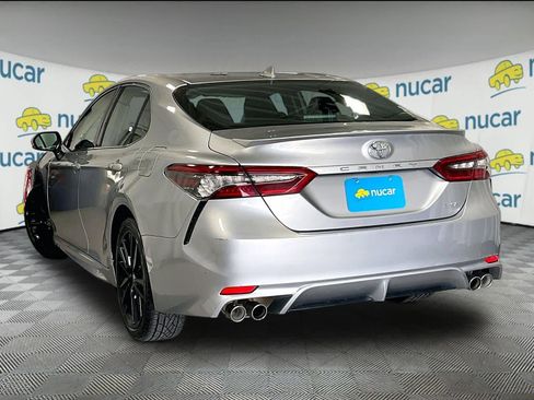 Used 2024 Toyota Camry XSE FWD image 4