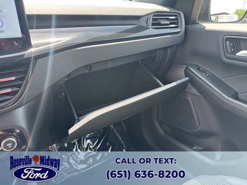 Used 2024 Ford Escape ST-Line w/ Tech Pack #1 AWD/4WD image 18