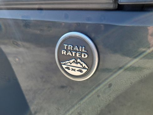 Used 2014 Jeep Wrangler Unlimited Rubicon w/ Connectivity Group image 6