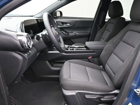 New 2026 Chevrolet Equinox LT FWD image 23