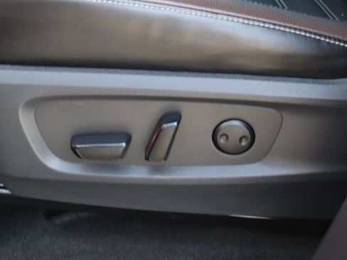 Used 2023 Nissan Pathfinder Platinum w/ Lighting Package (N93) FWD image 20