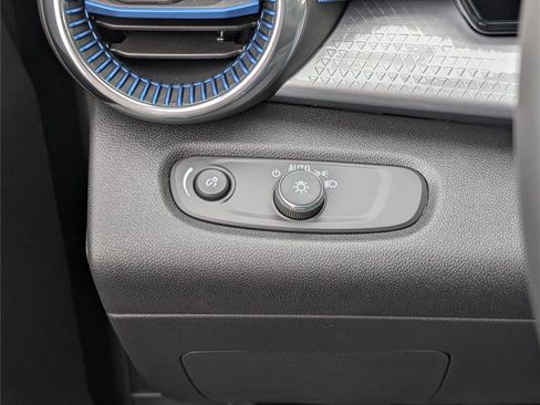 New 2026 Chevrolet Trax LT w/ Midnight Edition image 14