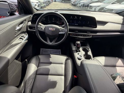 Certified 2024 Cadillac XT4 Premium Luxury AWD/4WD image 16