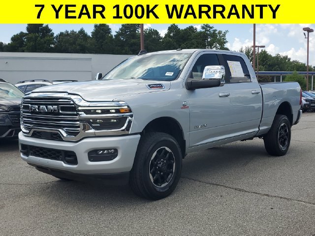 Used 2026 RAM 2500 Laramie AWD/4WD image 4