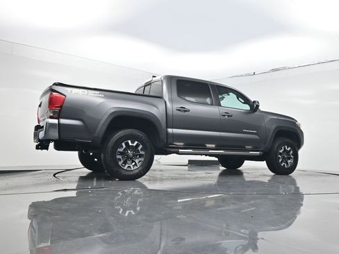 Used 2016 Toyota Tacoma TRD Off-Road w/ Towing Package RWD image 22