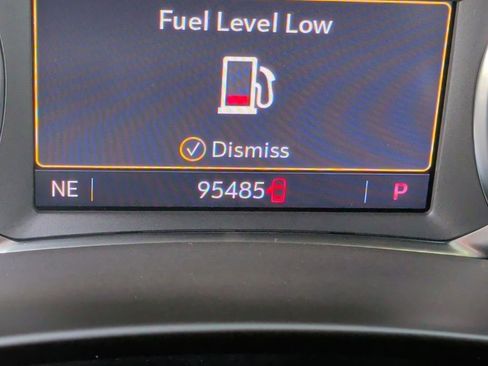 Used 2022 GMC Terrain SLE w/ Driver Convenience Package FWD image 20