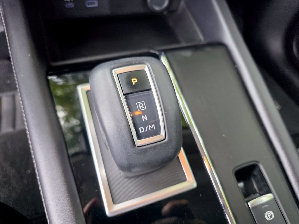Used 2023 Mitsubishi Outlander SE FWD image 17