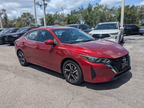 Used 2025 Nissan Sentra SV FWD image 2