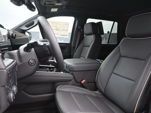 New 2025 Chevrolet Tahoe Premier AWD/4WD image 18