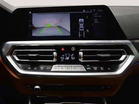 Used 2022 BMW 330i Sedan w/ Premium Package 2 image 16