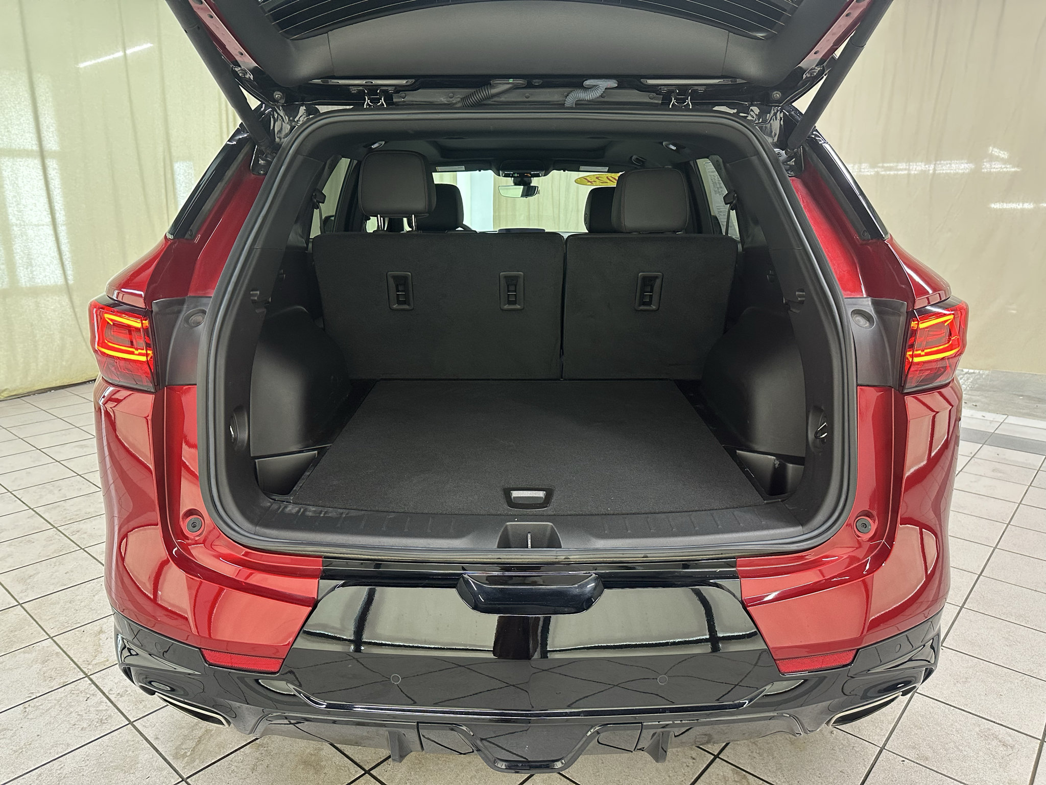 Used 2024 Chevrolet Blazer RS w/ Driver Confidence II Package FWD image 8