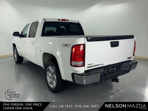 Used 2013 GMC Sierra 1500 SLT w/ Skid Plate Package AWD/4WD image 8
