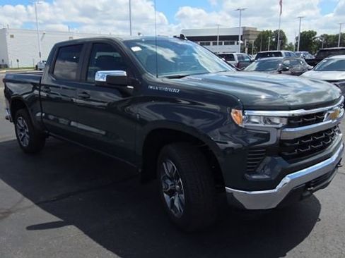 New 2026 Chevrolet Silverado 1500 LT image 2