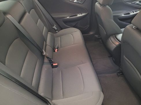 Used 2017 Chevrolet Malibu LS image 19