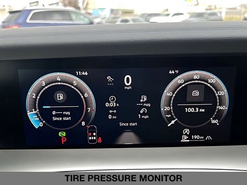 New 2026 Volkswagen Tiguan SE image 23