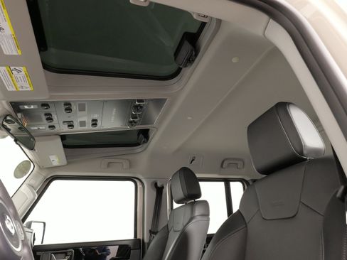 Used 2024 INEOS Grenadier Fieldmaster image 31