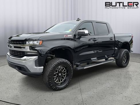Used 2019 Chevrolet Silverado 1500 LT w/ All-Star Edition AWD/4WD image 1
