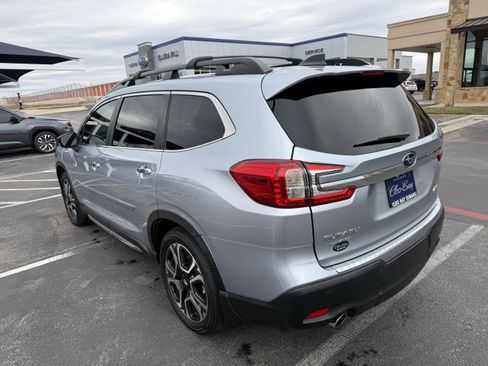 Certified 2024 Subaru Ascent Touring w/ Popular Package #2 image 5