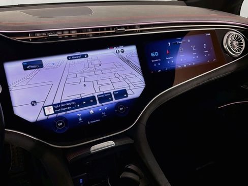 Certified 2022 Mercedes-Benz EQS 580 4MATIC Sedan image 19
