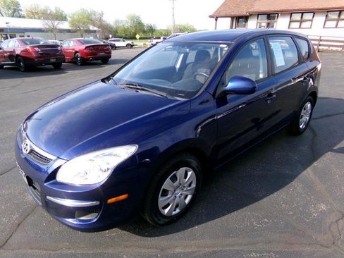 Used 2012 Hyundai Elantra GLS image 6