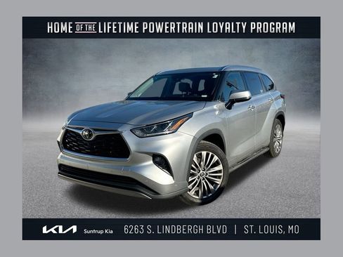 Used 2022 Toyota Highlander Platinum image 1