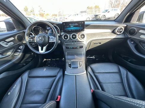 Used 2020 Mercedes-Benz GLC 300 4MATIC image 24