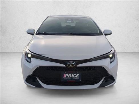 Used 2023 Toyota Corolla SE image 2