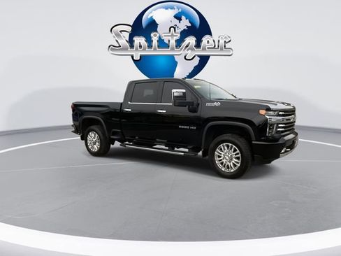 Used 2020 Chevrolet Silverado 2500 High Country w/ Technology Package image 6