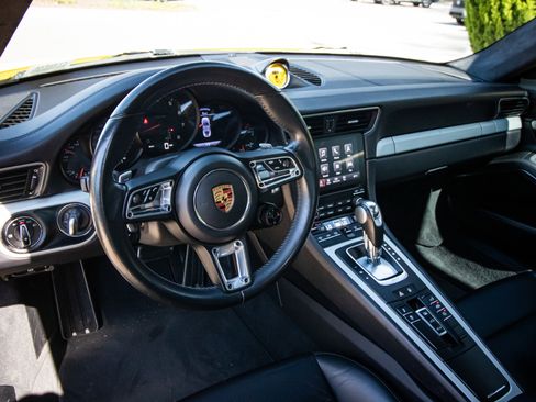 Used 2019 Porsche 911 Carrera GTS RWD image 29