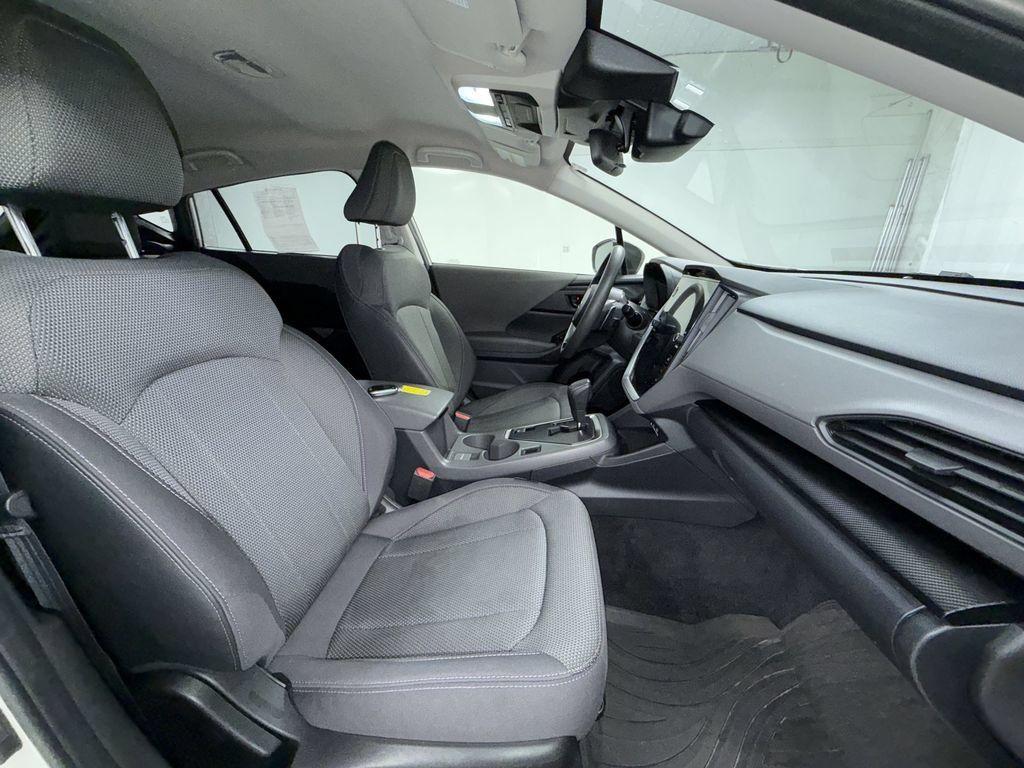 Used 2024 Subaru Crosstrek 2.0i Premium AWD/4WD image 5