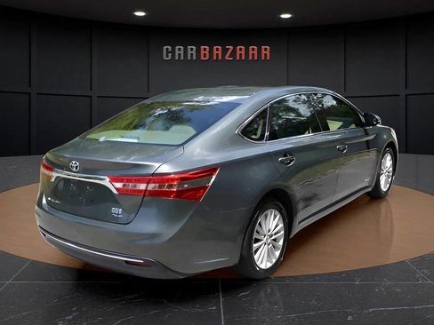 Used 2013 Toyota Avalon XLE Touring image 5