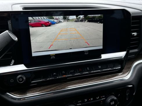 Used 2025 Chevrolet Silverado 1500 LT image 19