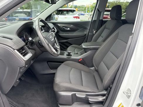 Used 2023 GMC Terrain SLE w/ Elevation Edition FWD image 18