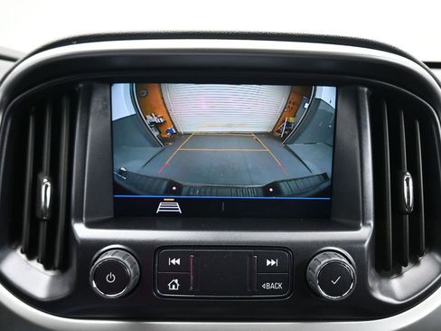 Used 2022 Chevrolet Colorado LT w/ LT Convenience Package image 22