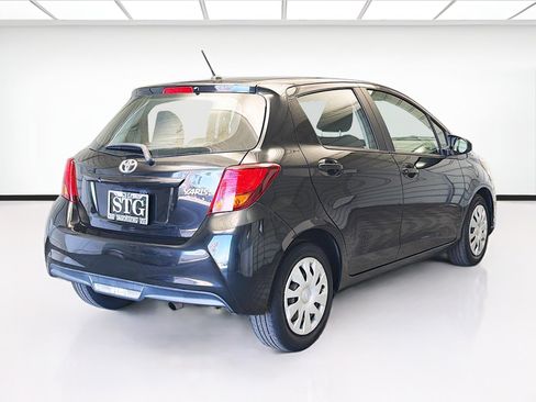 Used 2017 Toyota Yaris L image 4