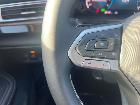 New 2026 Volkswagen Atlas SE image 27