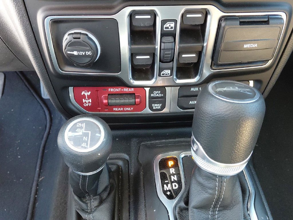 Used 2026 Jeep Gladiator Rubicon w/ Steel Power Dome Hood Package AWD/4WD image 28