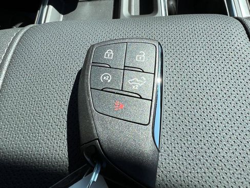 New 2026 GMC Sierra 1500 SLT w/ SLT Premium Plus Package image 40