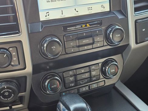 Used 2019 Ford F150 Lariat AWD/4WD image 27