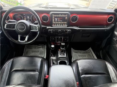 Used 2020 Jeep Wrangler Unlimited Rubicon AWD/4WD image 32