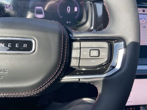 Used 2024 Jeep Wagoneer Launch Edition image 19