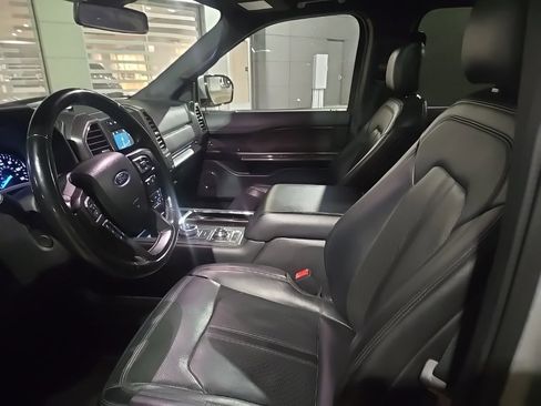 Used 2018 Ford Expedition Limited w/ Equipment Group 301A image 4