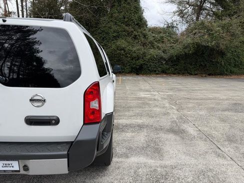 Used 2011 Nissan Xterra S w/ 4X4 Value Package image 8