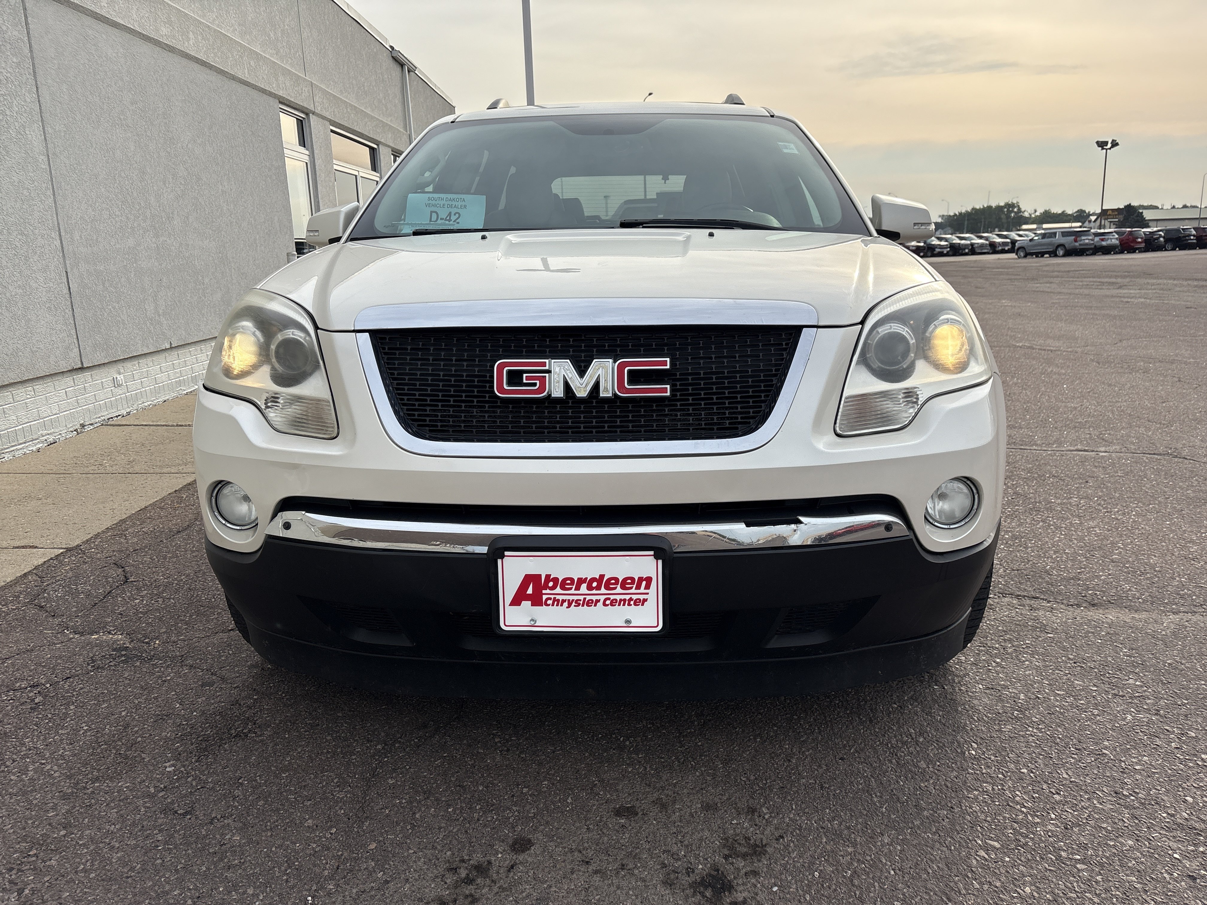 Used 2010 GMC Acadia SLT AWD/4WD image 3