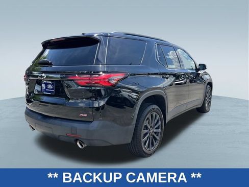 Used 2023 Chevrolet Traverse RS w/ LPO, Floor Liner Package FWD image 3