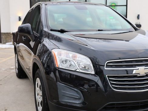 Used 2016 Chevrolet Trax LS FWD image 26