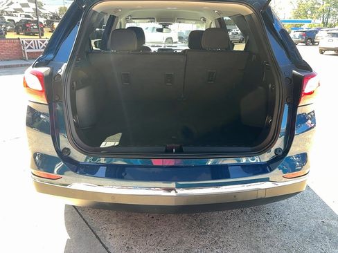 Used 2021 Chevrolet Equinox LT w/ LPO, Cargo Package image 9